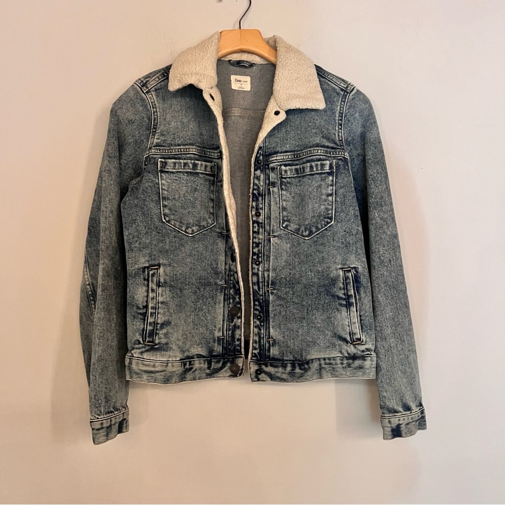 GAP Sherpa Collar Jean Trucker Jacket Light Blue Sz Small Classic Western Fall
